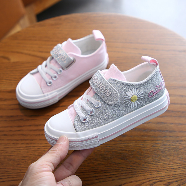 Moodsad tikandiga ja särava efektiga laste tossud tüdrukutele