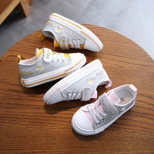 Moodsad tikandiga ja särava efektiga laste tossud tüdrukutele