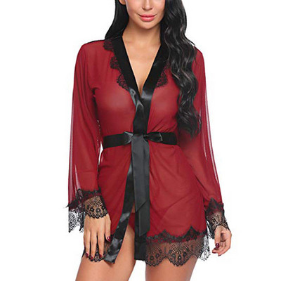 Naiste hommikumantel pitselementide ja vööga