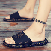 Aplikatsiooni ja pealdistega libisemiskindlad meeste sussid