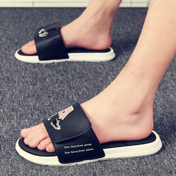 Papuci moderni pentru barbati cu talpa plate si broderie