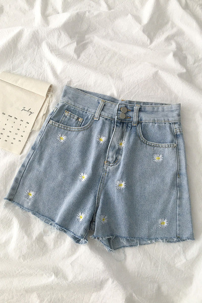 Jelenlegi rövid farmer magas derékkal és gombokkal