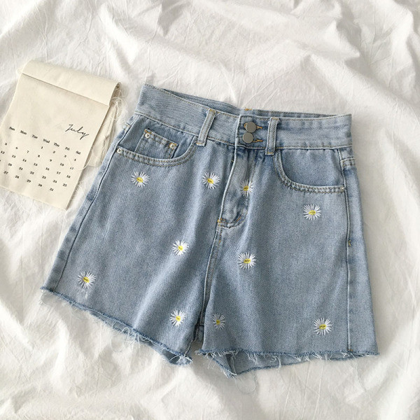 Jelenlegi rövid farmer magas derékkal és gombokkal