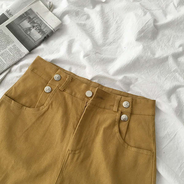 Pantaloni scurți și nasturi casual cu talie înaltă