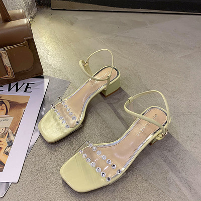 Sieviešu sandales ar ādas lencēm un kvadrātveida papēdi