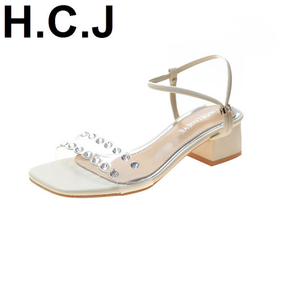 Sieviešu sandales ar ādas lencēm un kvadrātveida papēdi