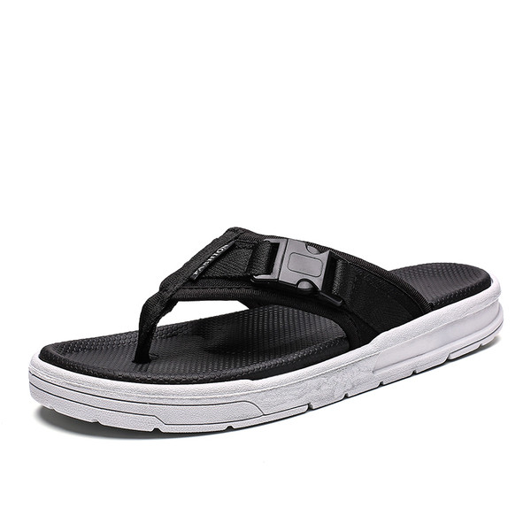 Moodsad kõrge tallaga meeste varvasussid