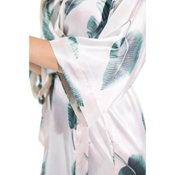 Sieviešu satīna peldmētelis ar apdruku