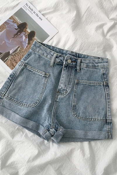 Moodsad naiste lühikesed teksad taskute ja kõrge vöökohaga