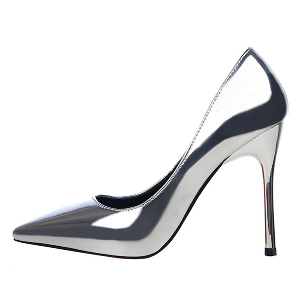 Pantofi de dama eleganti din piele lacuita cu toc inalt - model ascutit