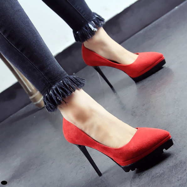 Naiste kõrge õhukese 12 cm kontsaga seemisnahast kingad