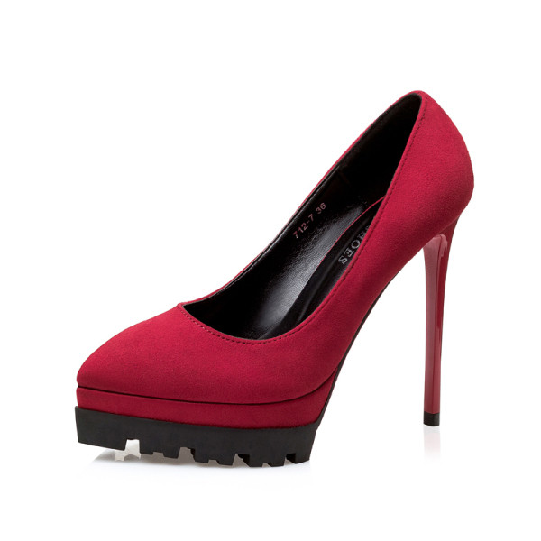 Naiste kõrge õhukese 12 cm kontsaga seemisnahast kingad