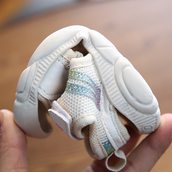 Mugavad laste sandaalid tüdrukutele ja poistele ökonahast ja plaastritest