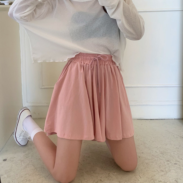 Naiste lühikesed püksid lai lipsudega mudel