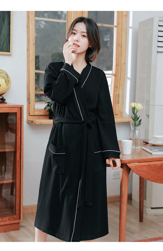 Házi készítésű női fürdőköpeny hosszú ujjal