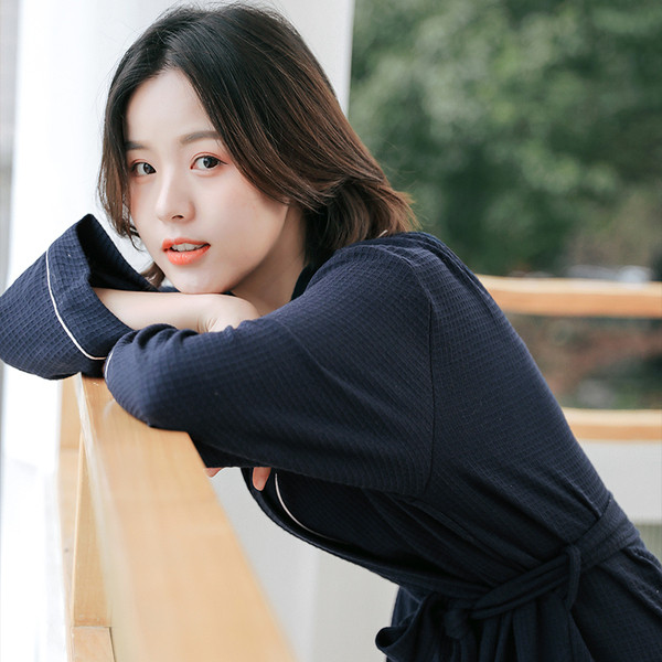 Házi készítésű női fürdőköpeny hosszú ujjal