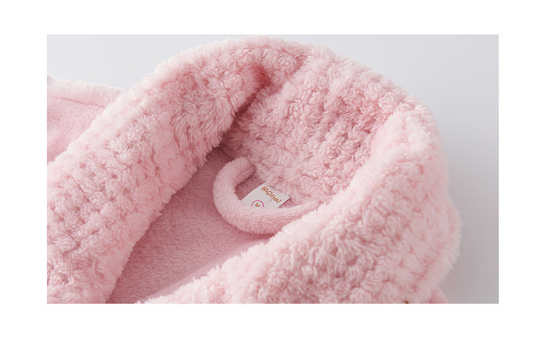 Naiste vööga sulejope