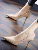 Naiste seemisnahast kingad õhukese 9 cm kontsaga