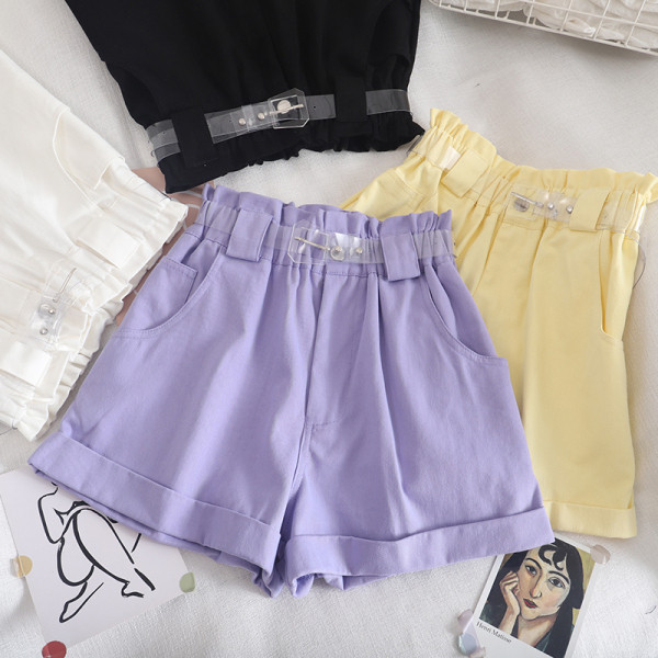 Pantaloni scurți casual cu curea și buzunare