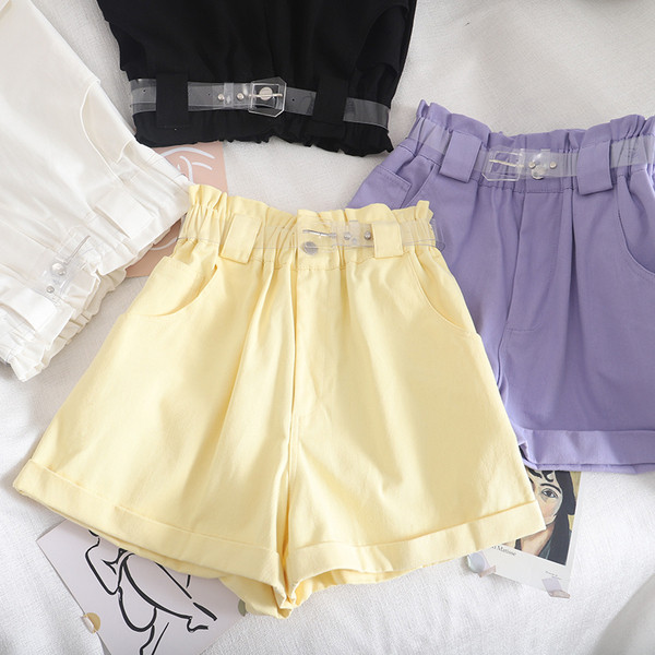 Pantaloni scurți casual cu curea și buzunare