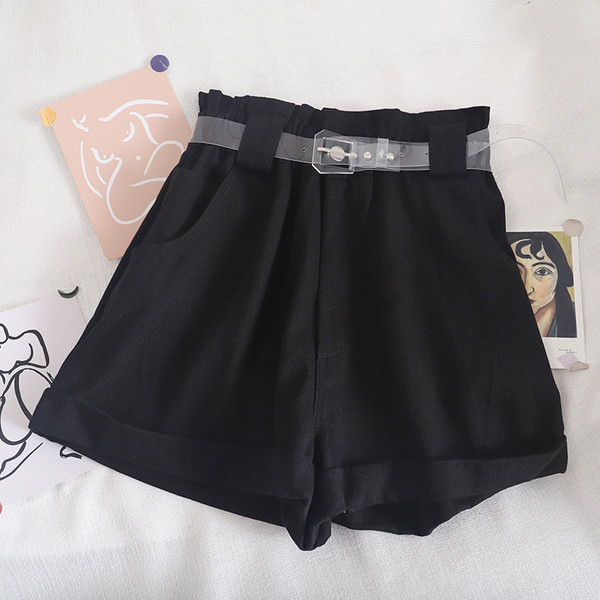 Pantaloni scurți casual cu curea și buzunare