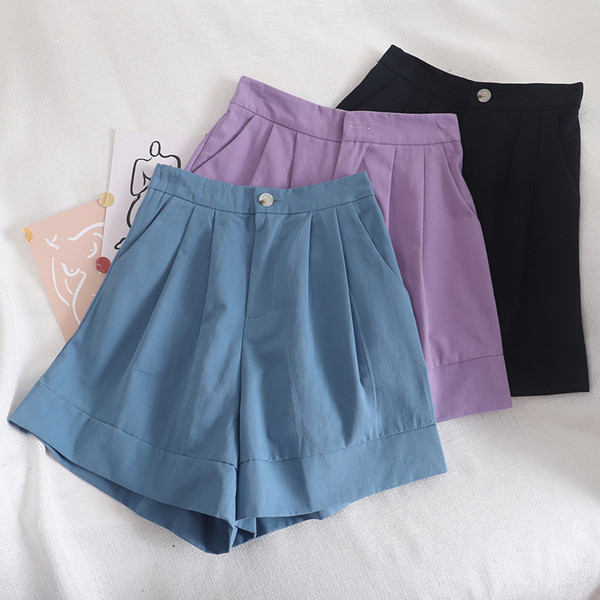 Pantaloni scurți casual model larg cu talie înaltă