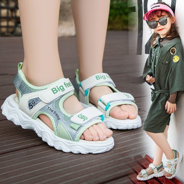 Mugavad pehme libisemisvastase talla ja plaastritega laste sandaalid tüdrukutele