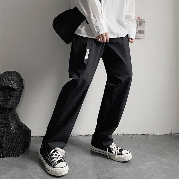 Pantaloni negri barbatesti model drept cu legaturi in talie