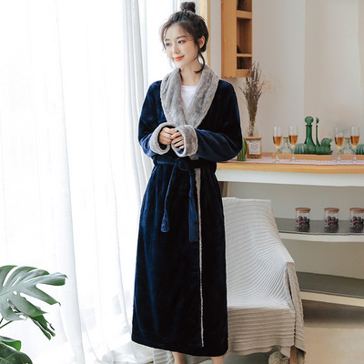 Плюшен дамски халат с колан 