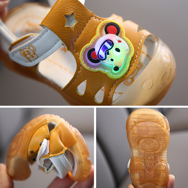 Bērnu gaišas sandales no eko ādas meitenēm un zēniem ar uzlīmēm