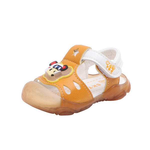 Bērnu gaišas sandales no eko ādas meitenēm un zēniem ar uzlīmēm