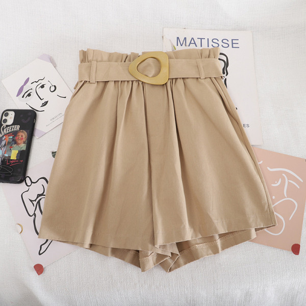 Naiste laiad vöö ja kõrge vöökohaga püksid