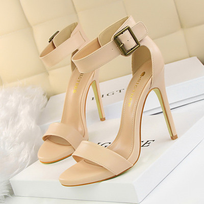 Stílusos női szandál eko bőrből és 11,5 cm-es sarokkal