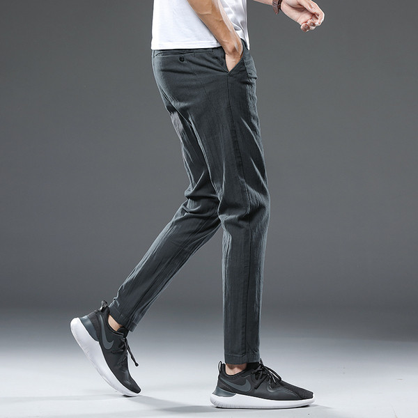 Sihuke meeste pükste sirge mudel taskutega