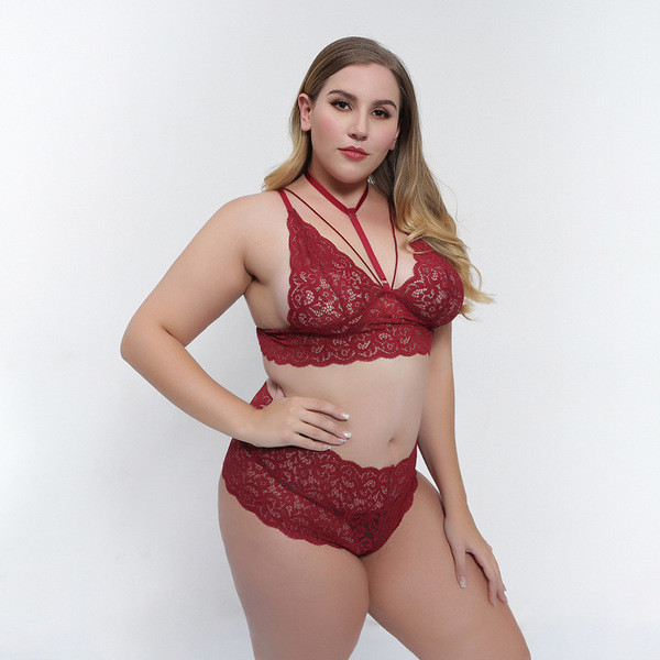 Lenjerie intimă de damă din dantelă în două părți cu mărimi până la 4XL