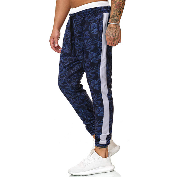 Pantaloni casual barbatesti cu motive florale si margini