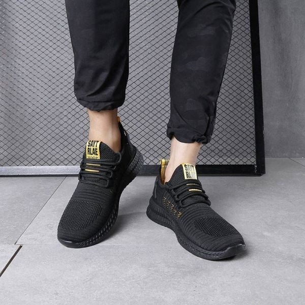 Meeste suvised paeltega hingavad võrkkingad kolm mudelit