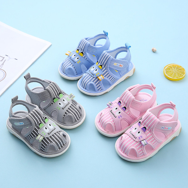 Бебешки нехлъзгащи се сандали с лепенки за момичета и момчета