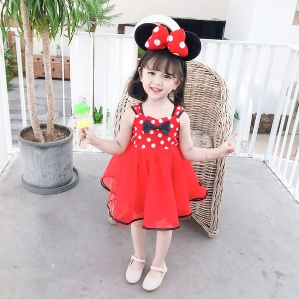 Bērnu kleita ar tillu un lentīti