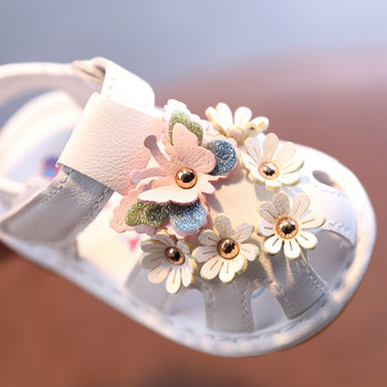 Бебешки сандали с цветя за момичета