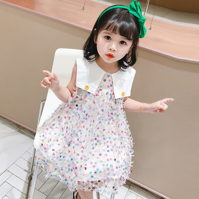 Moderna bērnu kleita ar tilla un ovālu kakla izgriezumu