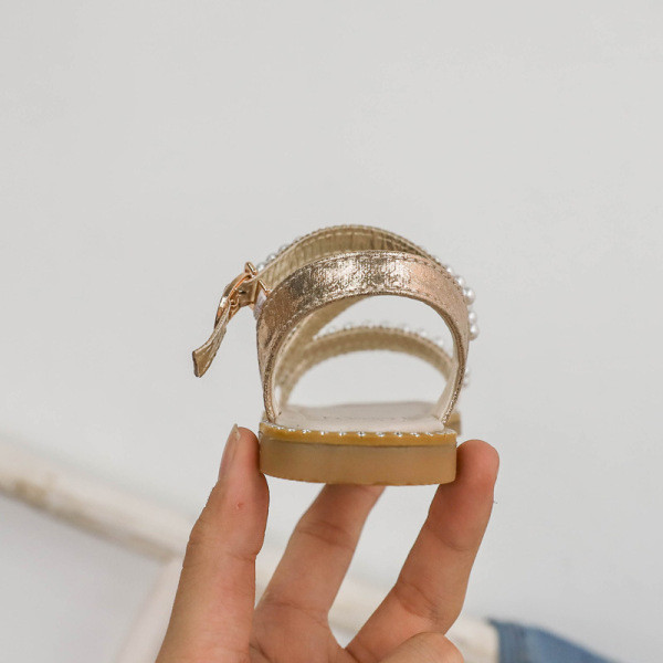 Moodsad lamedate taldade ja pärlitega laste sandaalid tüdrukutele