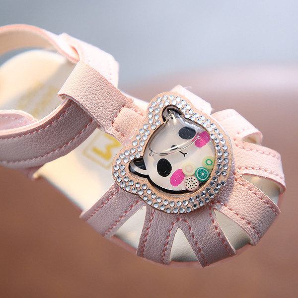 Bērnu sandales ar akmeņiem un uzlīmēm meitenēm