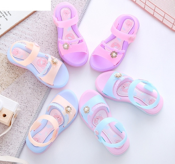 Gumijas bērnu sandales meitenēm ar metāla apdari, kas piemērotas pludmalei