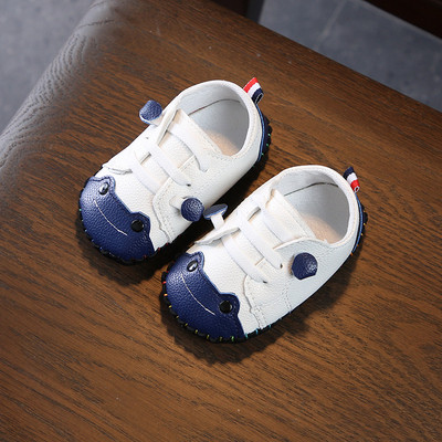 Zīdaiņu apavi no eko ādas ar uzlīmēm zēniem