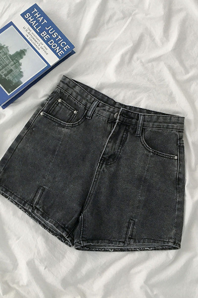 Jauns sieviešu īso džinsu modelis ar augstu vidukli