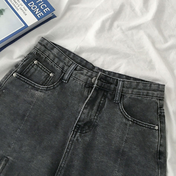 Jauns sieviešu īso džinsu modelis ar augstu vidukli