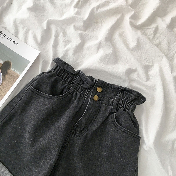 Női rövid farmer, gombokkal és elasztikus derékkal