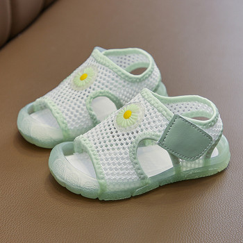 Дишащи детски сандали за момичета с мрежа и лепенки