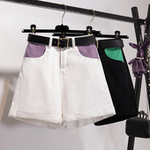 Sieviešu īsie džinsi ar krāsainām kabatām un jostu